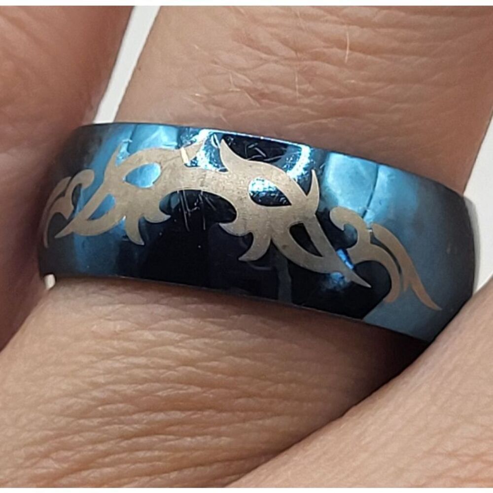 Stainless Steel Laser-Engraved Tribal Blue Anodized Finish Ring Size 8.5